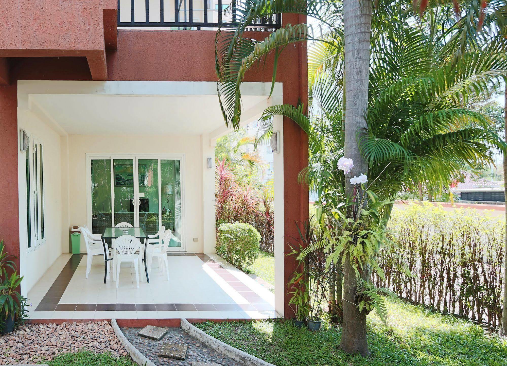 Arabella Villas Pattaya Exterior foto